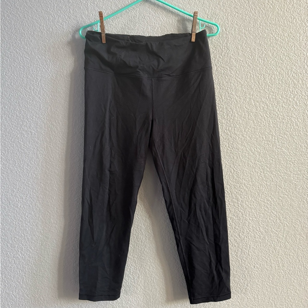 Victoria Secret Sport Women’s Black Capri Leggings